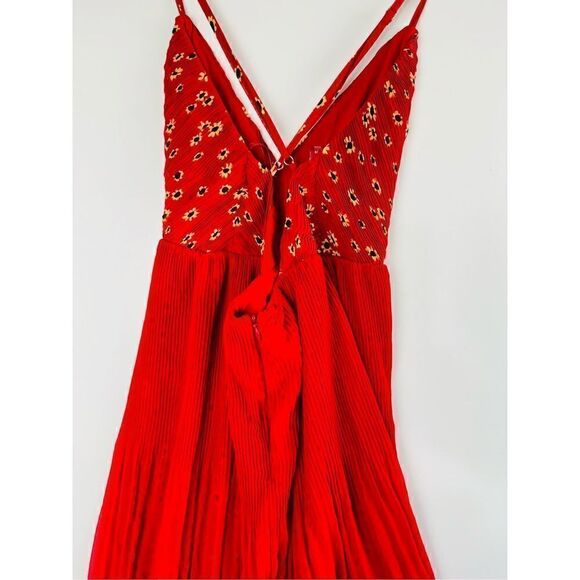 Fame And Partners x Free People Women's Kayla Tiered Accordion Dress Red - Picture 3 of 7
